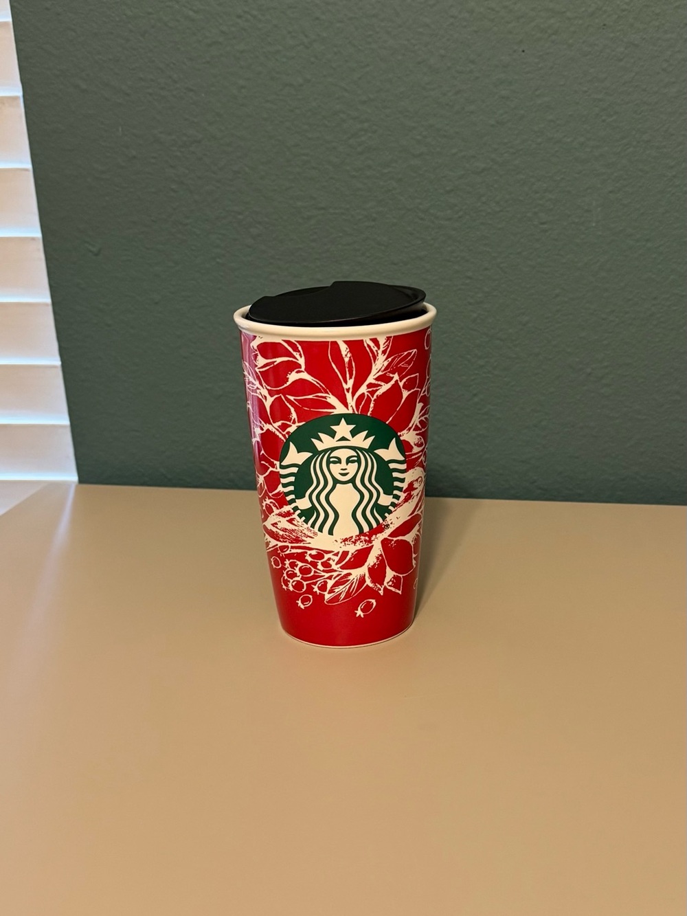 Starbucks Christmas Travel Mug Cup 2016 with Lid Holiday Red w/ Holly & Bird